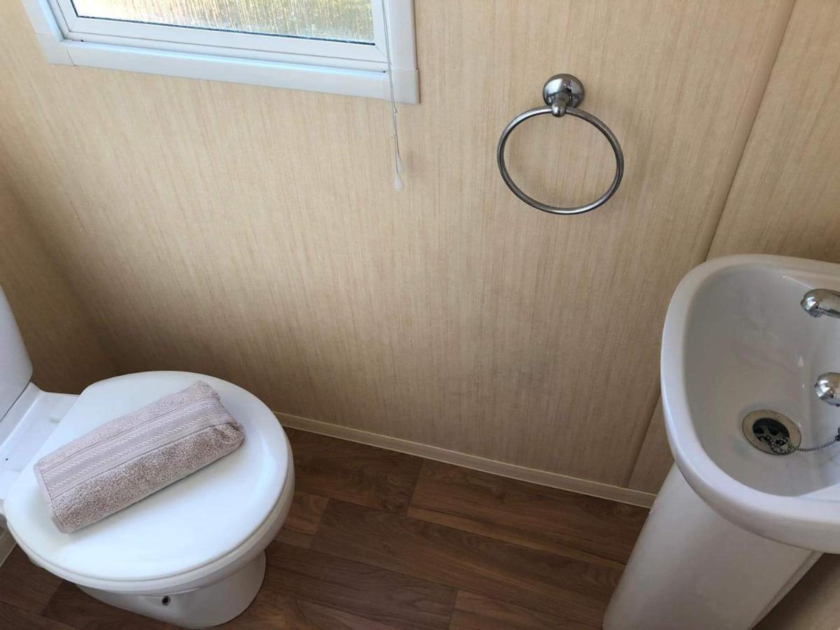 ホテル Evans Whitehouse Caravan Towyn アベルゲレ エクステリア 写真