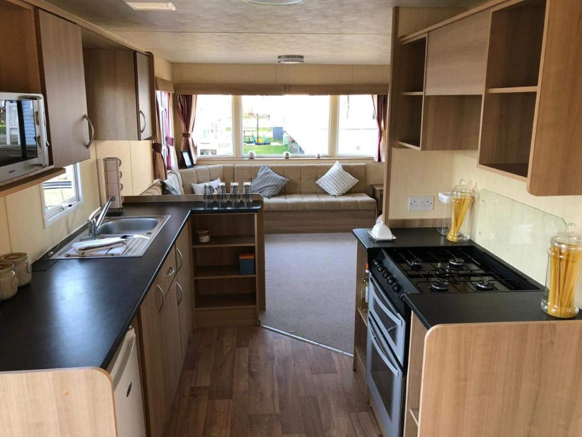 ホテル Evans Whitehouse Caravan Towyn アベルゲレ エクステリア 写真